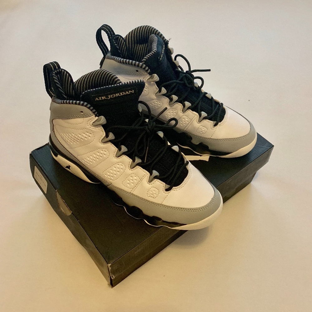 Air Jordan 9 Retro Baron Size 5.5 Youth